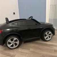 Macchina per bambini 12V Audi E-tron Sportback