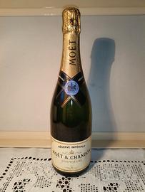 Moët and Chandon premium Champagne 