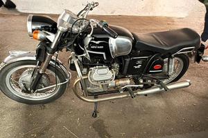 motoguzzi v 7  700 1969