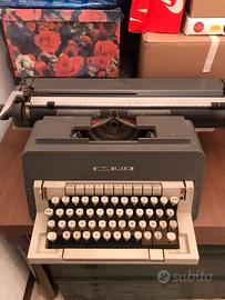 Macchine da scrivere olivetti