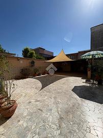 CASA SEMINDIPENDENTE A AFRAGOLA