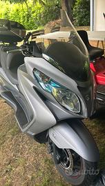 Suzuki Burgman 400 lux