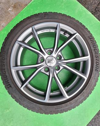 4 cerchi lega + pneumatici Bridgestone