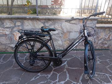 bicicletta elettrica pedalata assistita 28" uomo