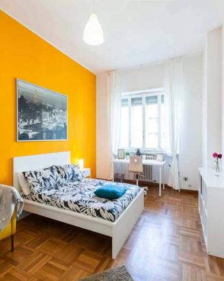 Stanza in appartamento di 167 m² a Milano