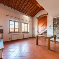 Strada in Chianti, bell'appartamento stile toscano