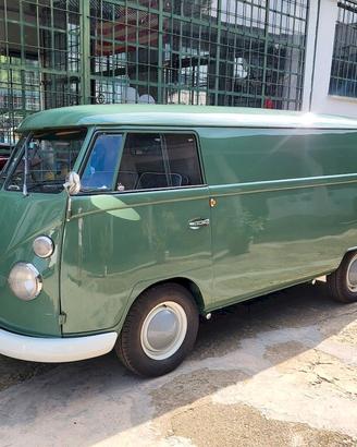 Volkswagen T1 Panel Split Window – 1964