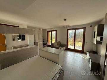 Appartamento di 72 m² con 1 locale e box auto a Mo