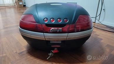 Bauletto GIVI V46 con piastra