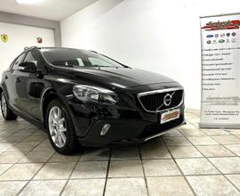 VOLVO V40 2.0 D2 (120) Cross Country Kinetic 2017