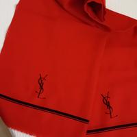 Foulard rosso/inserti blu YSL stupendo 1.38 x 0.57