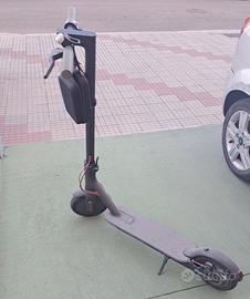 Monopattino elettrico 