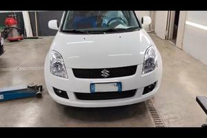 auto Suzuki Swift