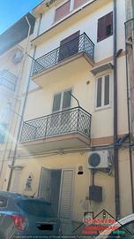 Palazzina a Partinico (Rif.1536)