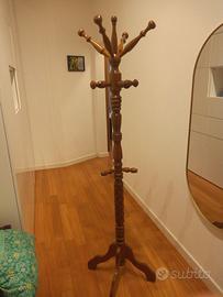 Attaccapanni vintage da terra