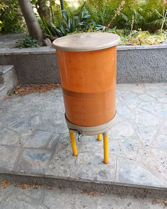 Botte per vino in vetroresina