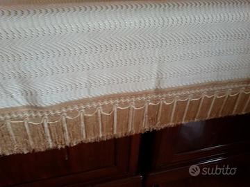 Copriletto fatto a mano color avorio