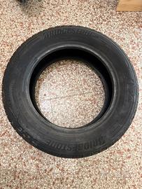 Gomme Bridgestone 205 60 R16