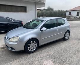 VOLKSWAGEN Golf V 2000 tdi - 2005