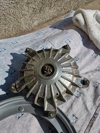 Mozzo anteriore completo Vespa ET3 / 50 Special 