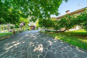 CASA INDIPENDENTE A QUATTRO CASTELLA