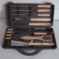 Valigetta 12 accessori barbecue BST