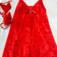 vestitino intimo in pizzo rosso