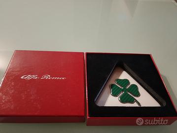 stemmi quadrifoglio verde 
