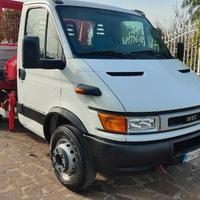 iveco Daily ribaltabile gru 60c 15
