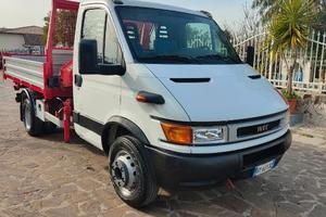 iveco Daily ribaltabile gru 60c 15