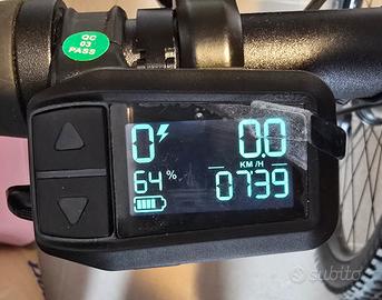 Rockrider EEXPL 500S
0,25kW Solo 739 Km L