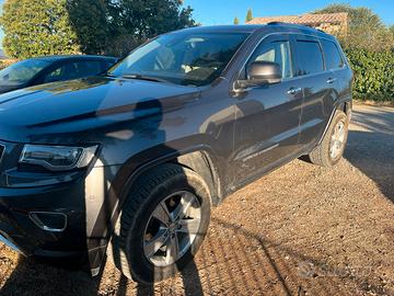 Jeep Grand Cherokee Overland
