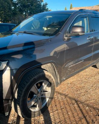 Jeep Grand Cherokee Overland