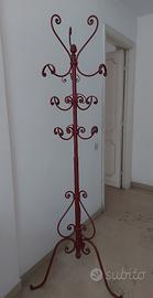 Appendiabiti in ferro battuto