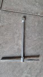 chiave a T Pastorino da 19