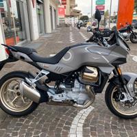 Moto Guzzi V100 Mandello - 2025