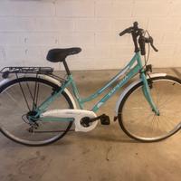 Bicicletta ragazza/donna