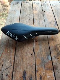 Sella bici Fizik Arione TRATTABILE 