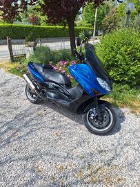 Yamaha T Max 