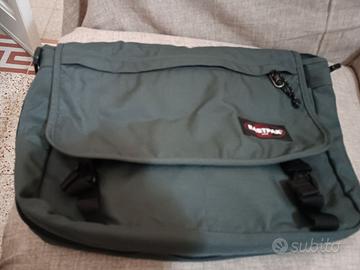 Borsa a tracolla Eastpak Delegate a tracolla