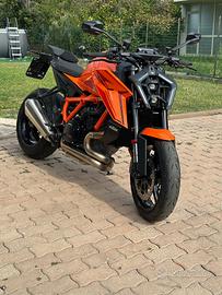 KTM 1390 Super Duke R