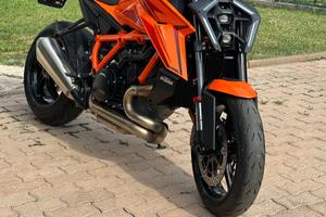 KTM 1390 Super Duke R