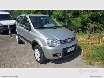 FIAT Panda 1.3 MJT 16V 4x4 Climbing