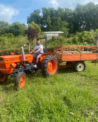 Trattore agricolo