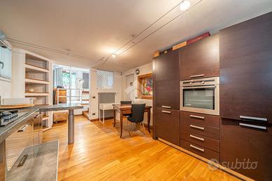 BIFAMILIARE A REGGIO NELL'EMILIA