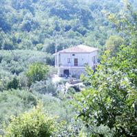 Agriturismo biologico con alloggio e ristorazione-