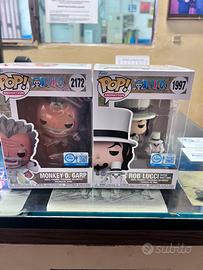 Funko pop one piece Garp e Lucci
