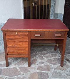 scrivania vintage 