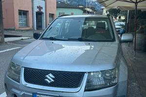 Auto Suzuki Grand Vitara