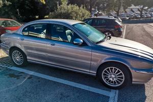 JAGUAR X TYPE